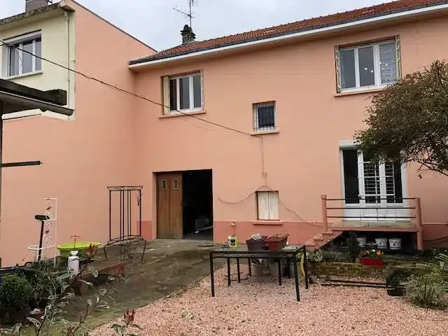 Réalisation R.B. Couverture