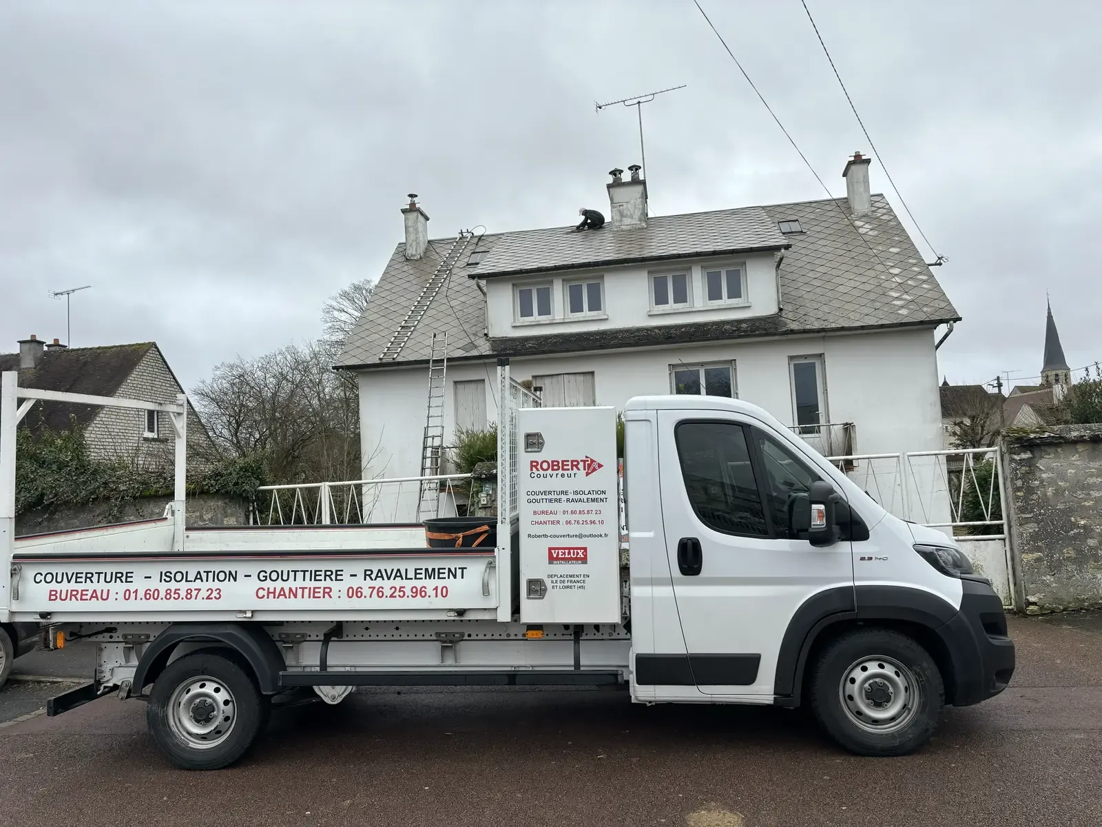 Réalisation R.B. Couverture