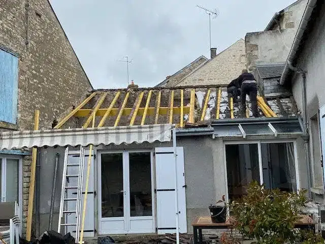 Réalisation R.B. Couverture