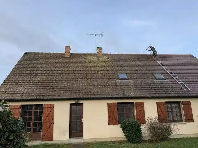 Réalisation R.B. Couverture